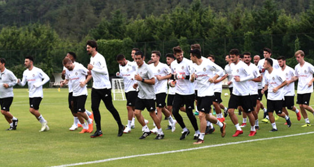 Beşiktaş'ta programı açıklandı! İşte karşılaşacağı takımlar...