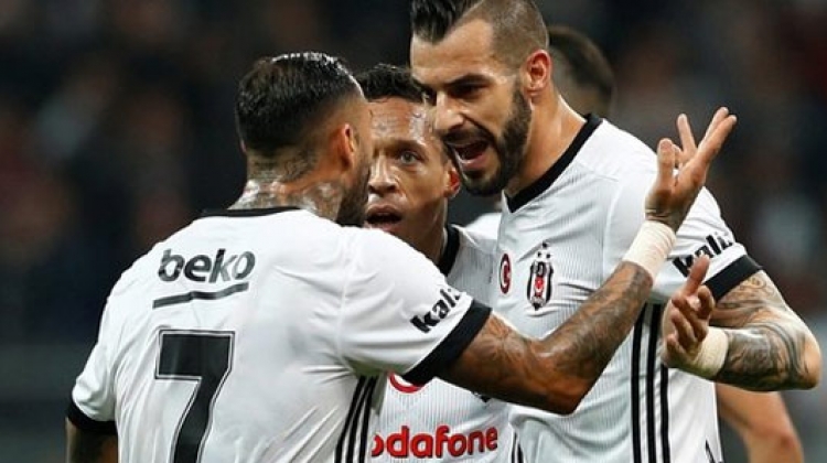 Beşiktaş'ta Ricardo Quaresma ve Negredo krizi!