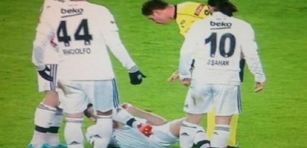 Beşiktaş'ta şok! sakatlandı