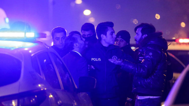 Beşiktaş'ta silahlı kavga