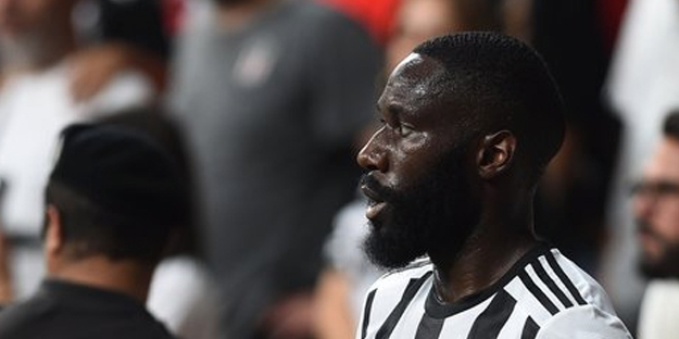 Beşiktaş'ta sürpriz Masuaku gelişmesi!