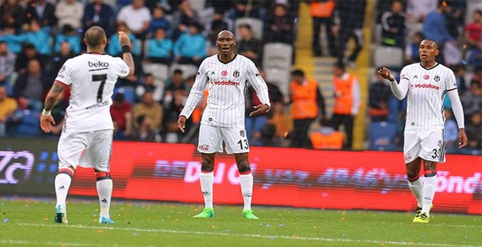 Beşiktaş'ta 'takım oyunu' krizi