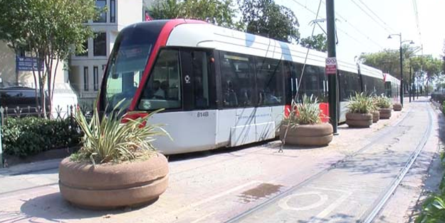 Beşiktaş'ta tramvay kazası! 1 öğrenci yaralandı