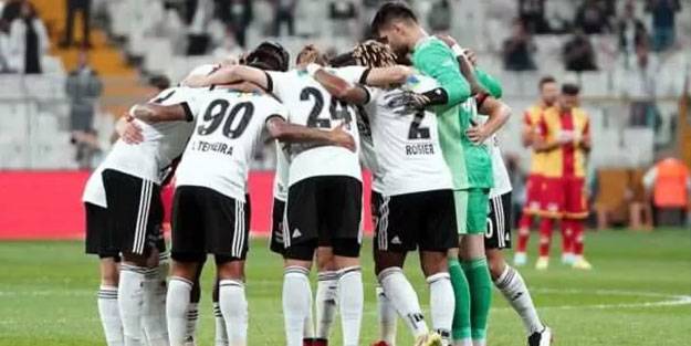 Beşiktaş'ta Vida ve Teixeira şoku