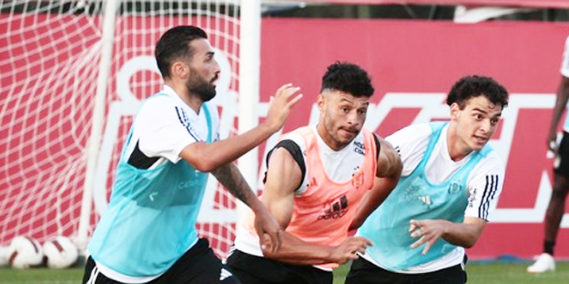 Beşiktaş'tan 10 numara operasyonu! Bunu kimse beklemiyordu: Dev rezerv United!