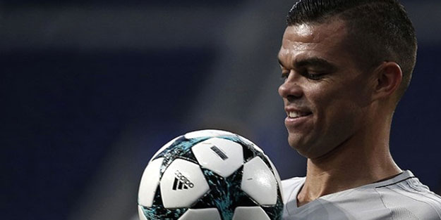 Beşiktaş'tan ayrılan Pepe'ye İngiltere'den sürpriz talip