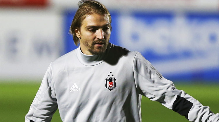Beşiktaş'tan Caner Erkin gafı!