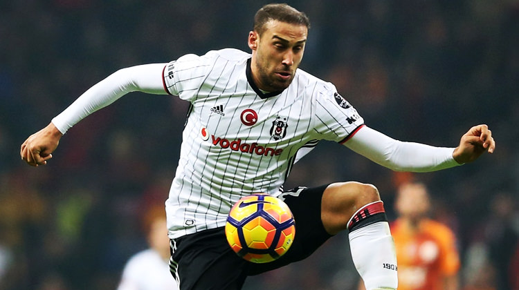 Beşiktaş'tan Cenk kararı!