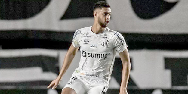 Beşiktaş'tan Galatasaray'a transfer çalımı!