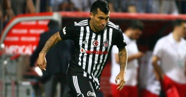 Beşiktaş'tan Gary Medel açıklaması