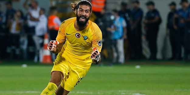 Beşiktaş'tan kaleci Fatih Öztürk harekatı