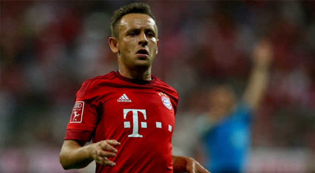 Beşiktaş'tan Rafinha hamlesi