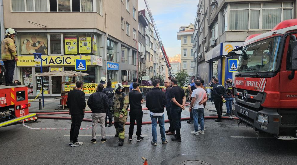 Beşiktaş’tan sonra Şişli’de de yangın çıktı