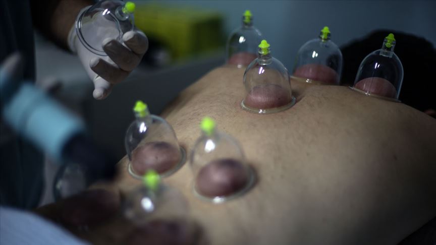 Beslenme ve Diyet Uzmanı Dr. Ender Saraç: Yılda iki kez hacamat yaptırın