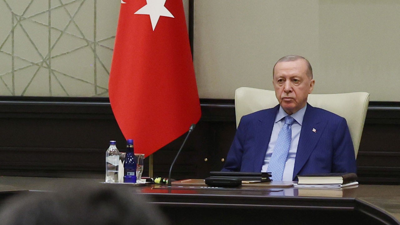 Beştepe'de kritik toplantı başladı! İşte gündem maddeleri