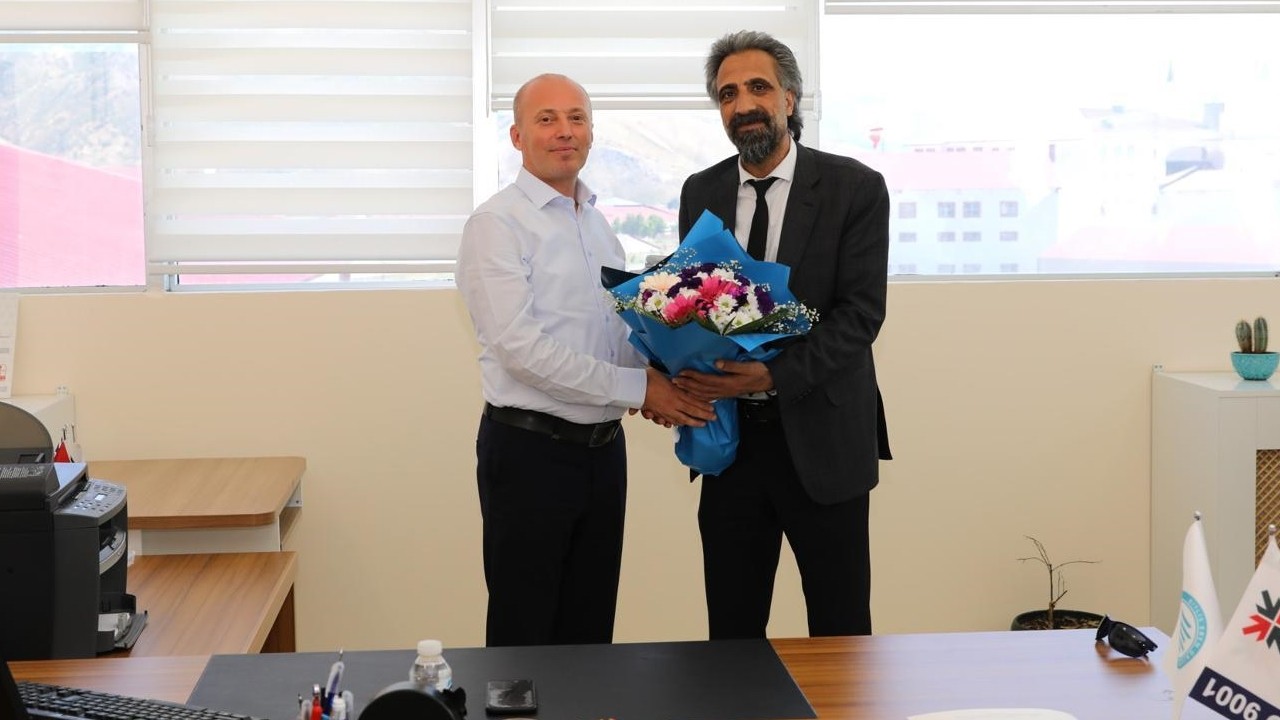 BEÜ’de Dekanlık Değişimleri: Rektör Elmastaş’tan Yeni Dekanlara Başarı Diledi