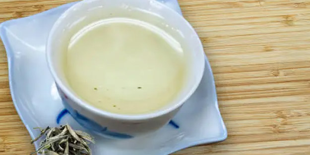 Beyaz çay: Ender Saraç'tan beyaz çayın faydaları! İşte yemek sonrası, kahvaltı görüşmelerinde baş tacı