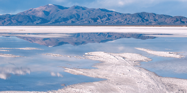 Beyaz petrol ülkenin her yerinden çıkıyor! Türkiye'nin başına talih kuşu kondu... Almanya ve Fransa peşimize düştü