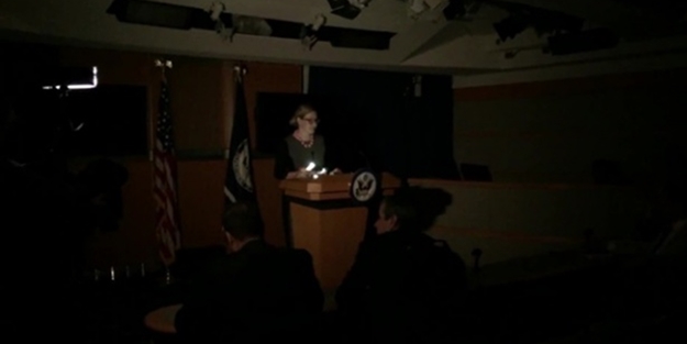 Beyaz Saray da karanlığa gömüldü/VİDEO