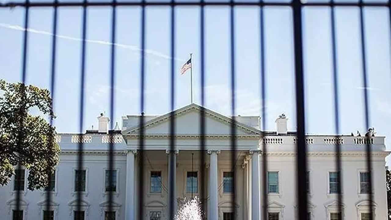 Beyaz Saray'da sıcak dakikalar! Alarm seviyesine geçildi