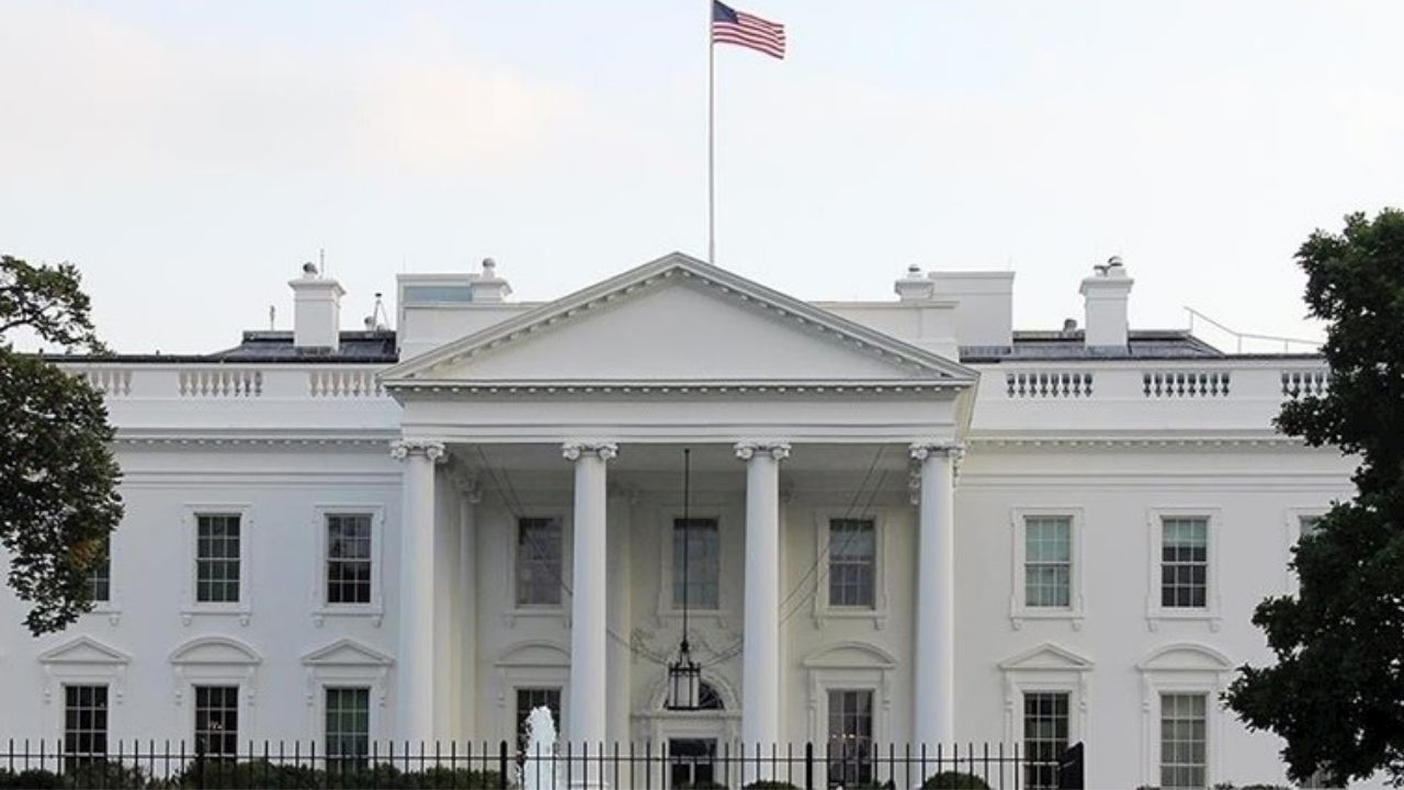 Beyaz Saray’da silahlı çatışma!