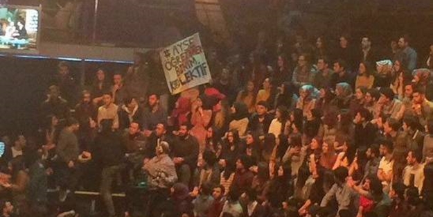 Beyaz Show'da 'pankart' muamması!