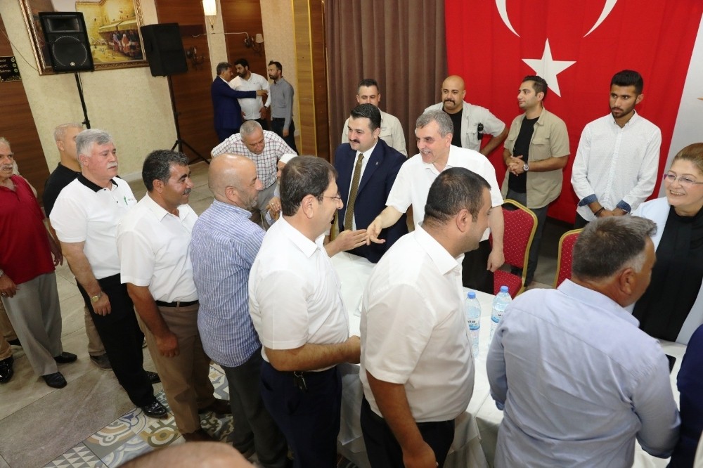 Beyazgül AK Partinin bayramlaşma programına katıldı 
