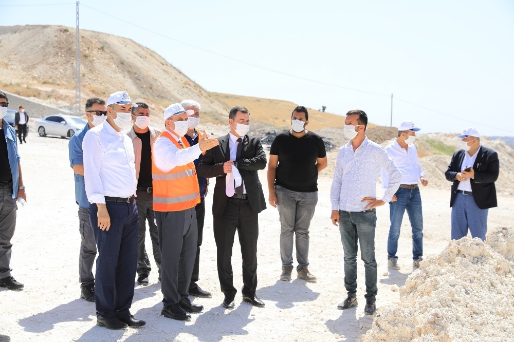 Beyazgül yol yapım çalışmalarını denetledi 