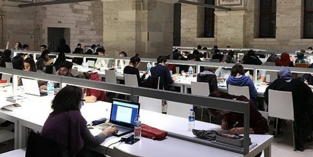 Beyazıt Devlet Kütüphanesi 24 saat açık