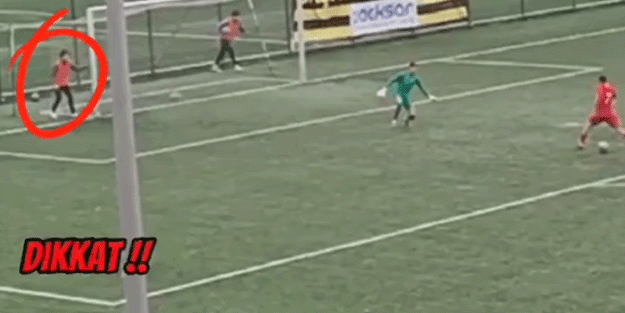 Beykoz 1908-Maltepespor maçında golü top toplayıcı önledi! Hakemin kararı şok etti