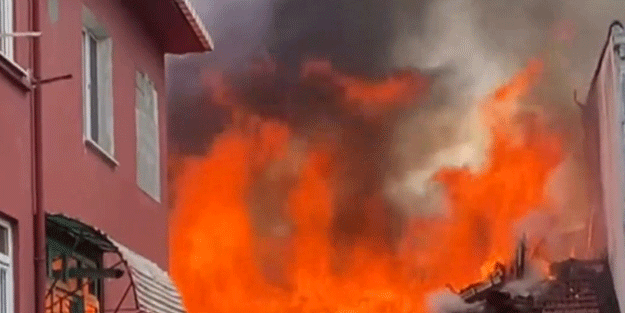 Beykoz'da bir bina cayır cayır yandı! Yangın 3 binaya daha sıçradı