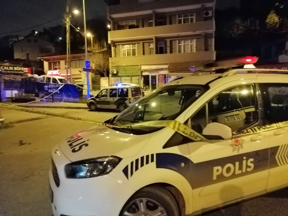 Beykoz’da iki grup arasında çıkan tartışmada silahlar konuştu: 2 yaralı 