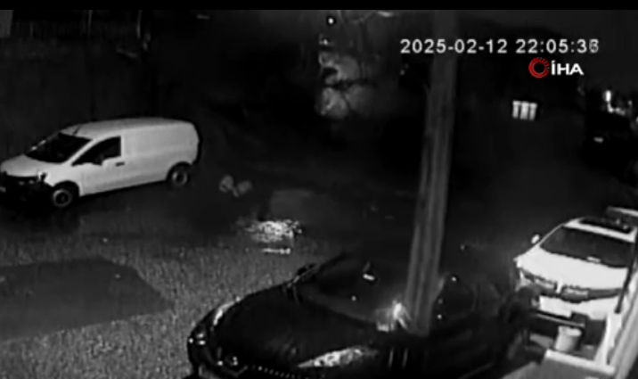 Beykoz'da istinat duvarı çöktü