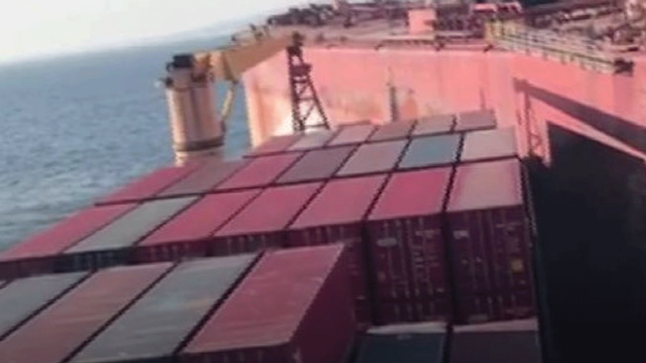 Beylikdüzü'nde gemi kazasının görüntüleri ortaya çıktı!