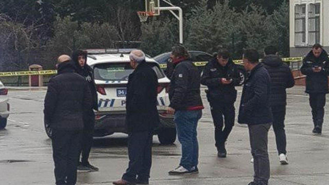 Beylikdüzü’nde site yönetim toplantısında silahlı dehşet: 3 yaralı