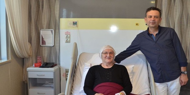 Beynindeki tümör hiç ağrı çekmeden 'konuşarak' alındı