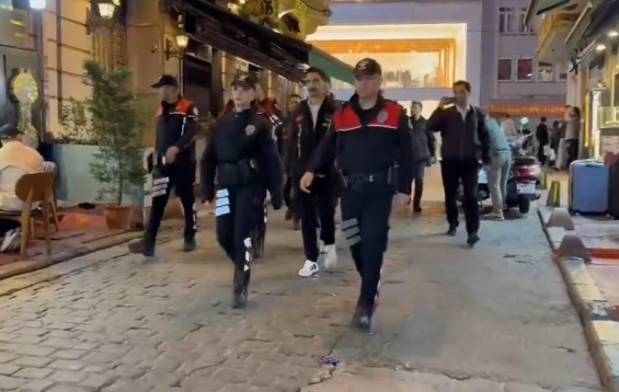 Beyoğlu’nda gece kulüplerine büyük operasyon! "Yüksek hesap" tuzağına mühür