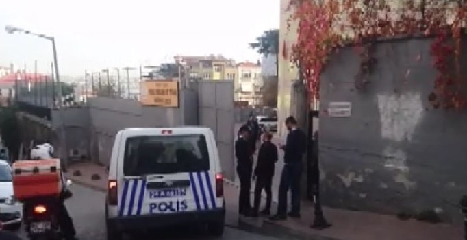 Beyoğlu'nda okul penceresinden atlayan kız hayatını kaybetti