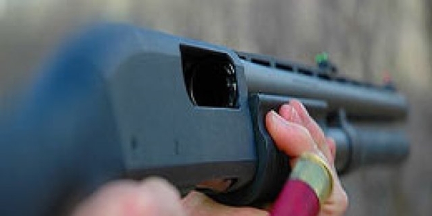 Beyoğlu'nda pompalı tüfekli soygun