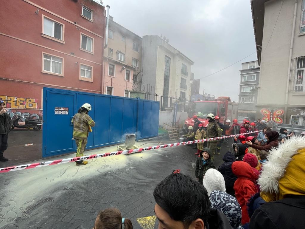 Beyoğlu’nda Türkiye ve Japonya İşbirliğinde Geniş Çaplı Afet Tatbikatı Düzenlendi