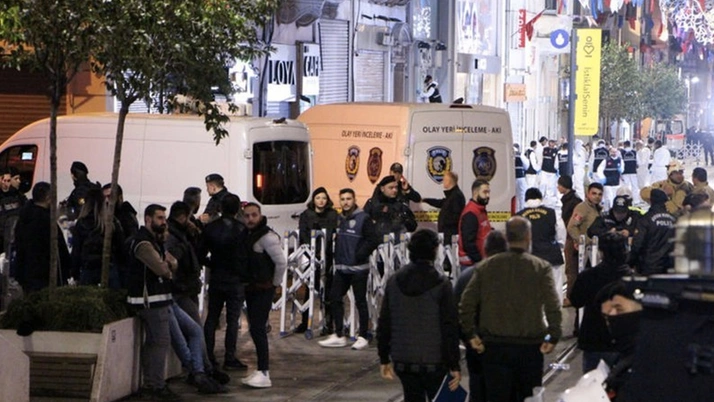 Beyoğlu'ndaki patlamadan son anda kurtuldu! Korkunç detayı o turist anlattı