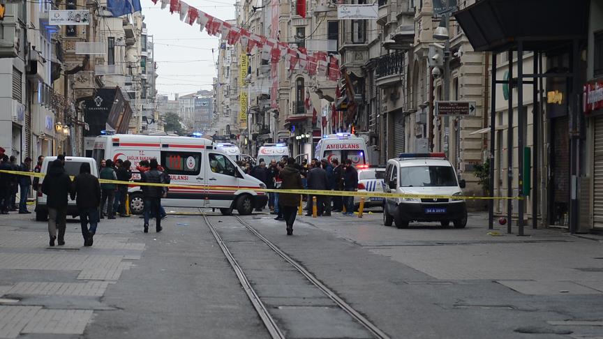 Beyoğlu'ndaki terör saldırısına her kesimden tepki yağıyor