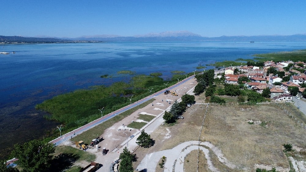 Beyşehir Gölü kıyı şeridinde düzenleme çalışmaları 