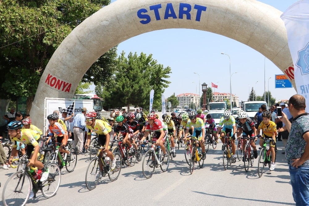 Beyşehir’de bisiklet yarışı 