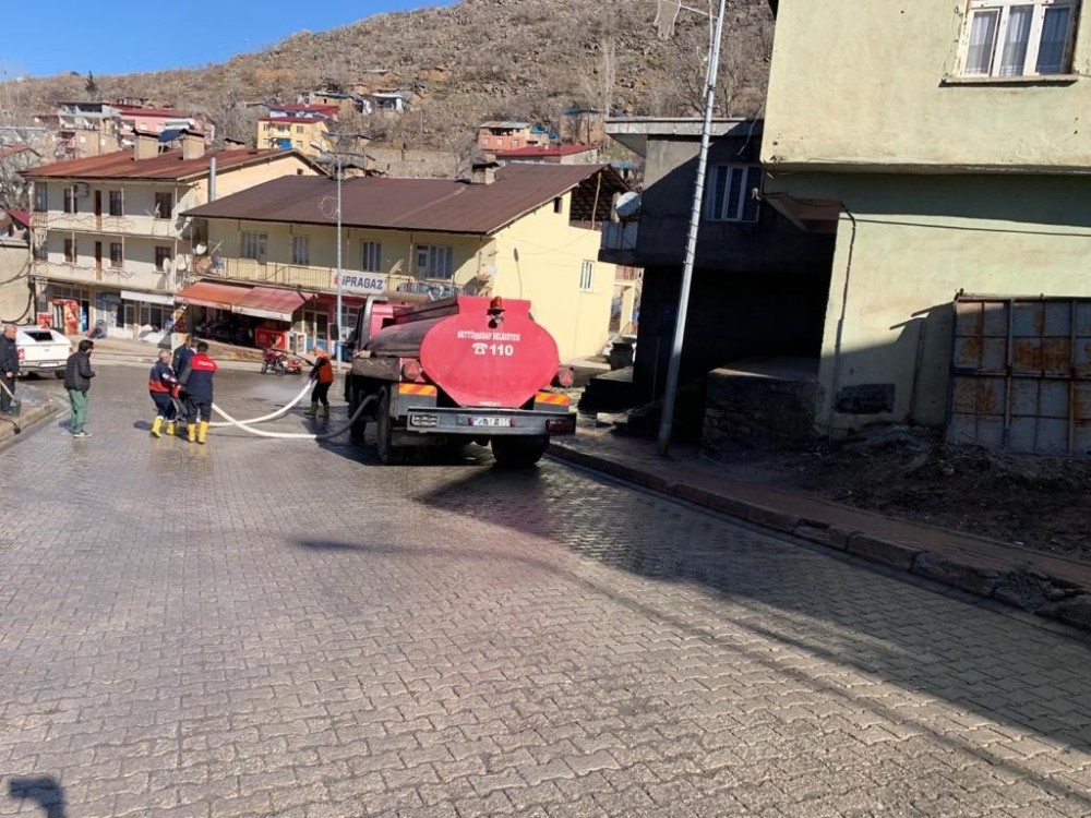 Beytüşşebap’ta caddeler temizlendi 