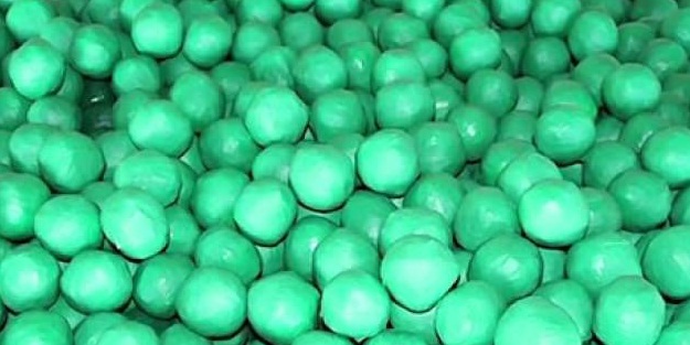 Bezelyelerin içine saklamış: 2 ton