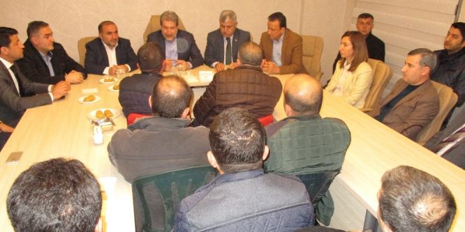 Müteahhitlerin sorunları tartışıldı