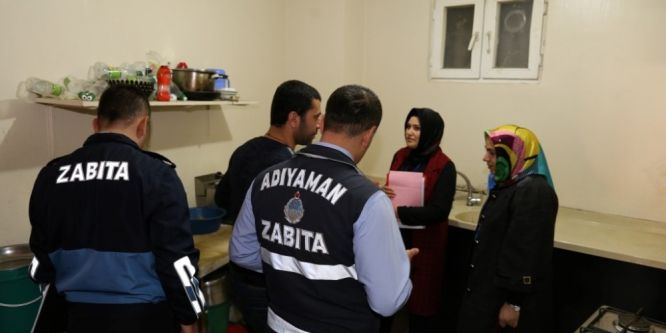 Dönerci ve tatlıcılar denetlendi