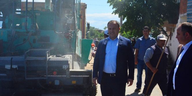 Erbaa’da sıcak asfalt çalışması yapıldı