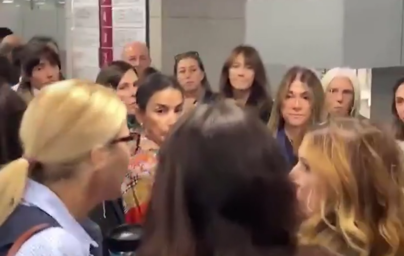 Biatlerini Tazelediler! Ayşe Barım ağladı, beslemeler adliyeye doluştu!